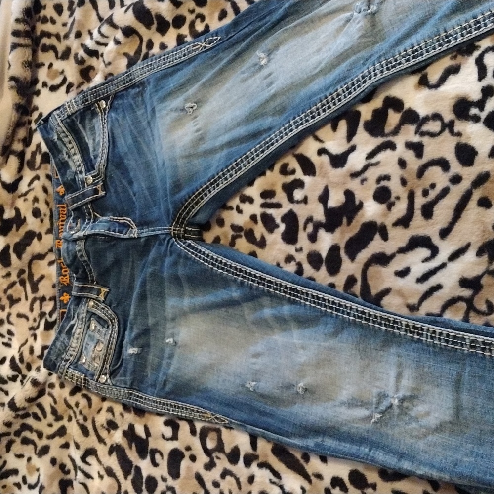 Size 28 rock revival boot cut jeans